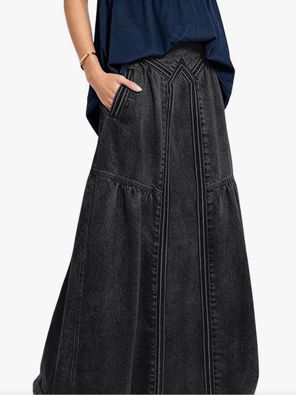 High waisted A Line frayed maxi long denim skirt with pockets - size medium